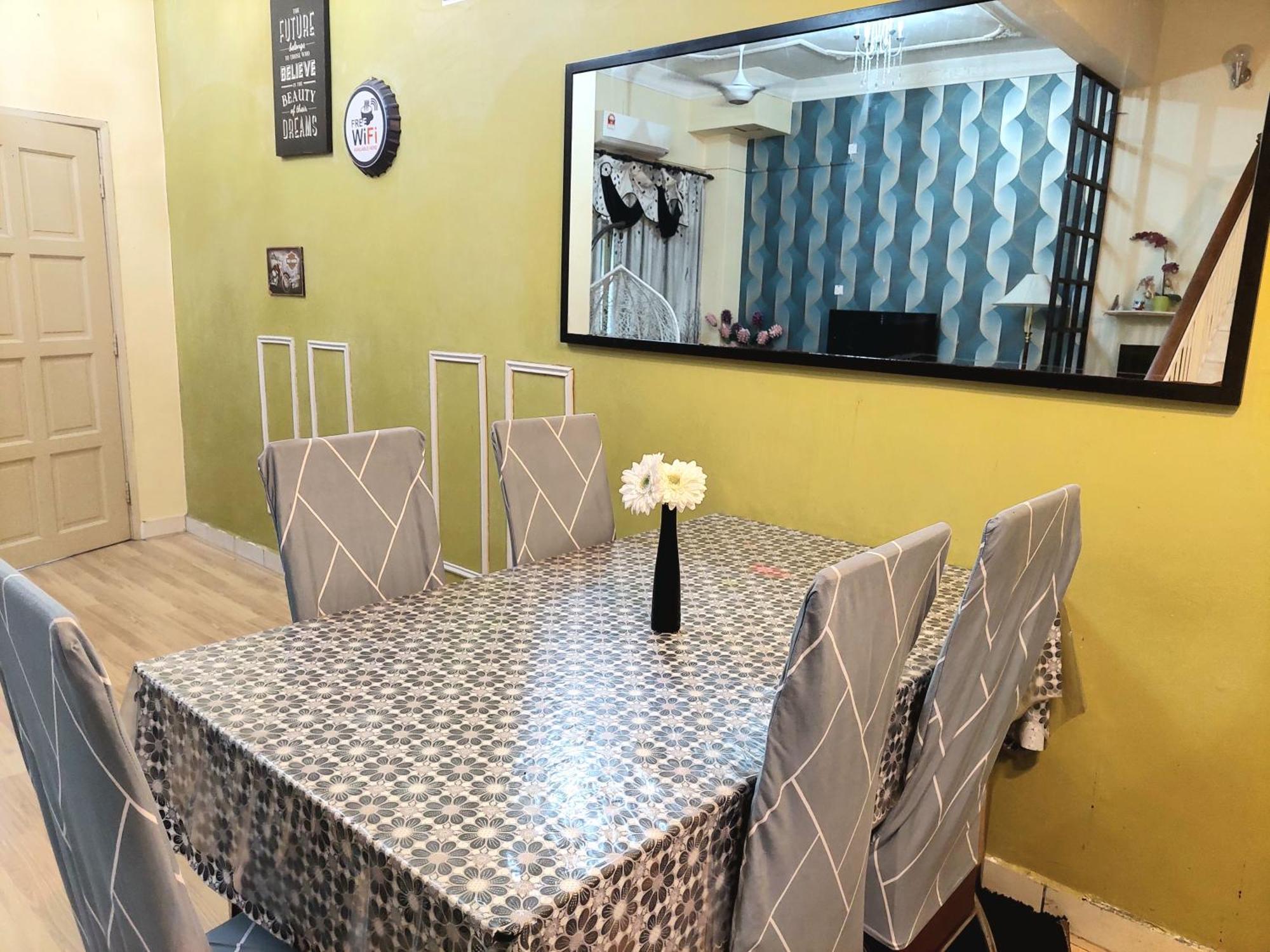 E&A Homestay Klia/ Sepang/ Nilai Exteriér fotografie